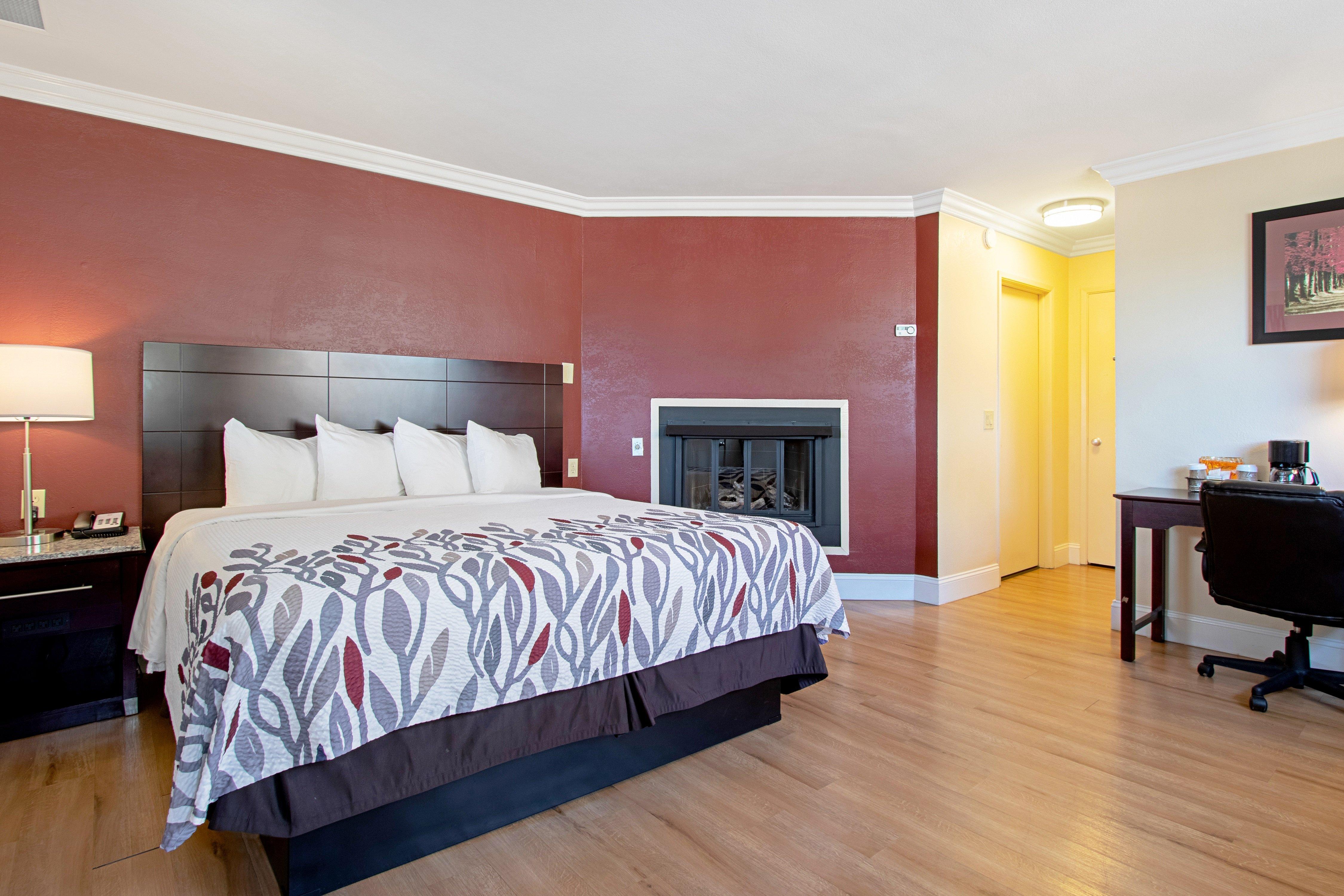 Americas Best Value Inn & Suites Monterey Esterno foto